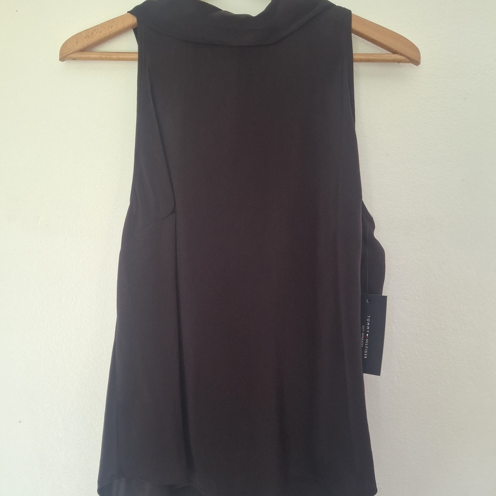 Sleeveless Mock Neck Black Women's Top Tommy Hilfiger Size Large
